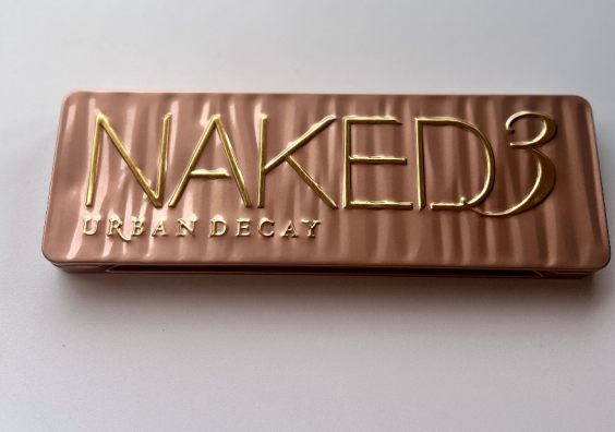 picture of Urban Decay Naked 3 Eyeshadow palette